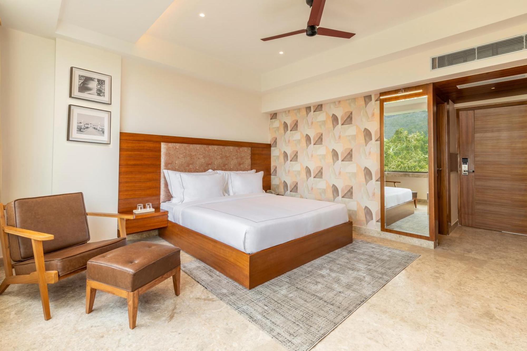 The Prominence Mussoorie Road Dehradun 호텔 외부 사진